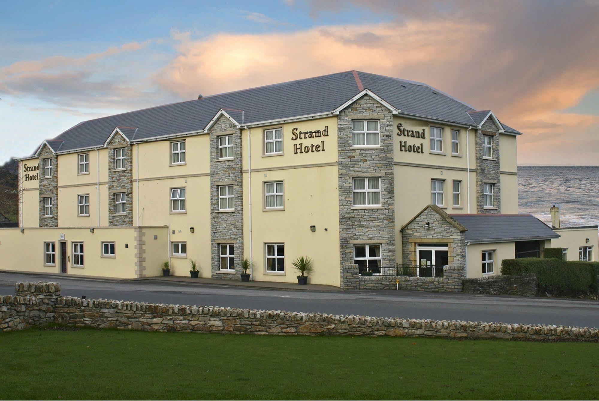 The Strand Hotel Ballyliffin Εξωτερικό φωτογραφία